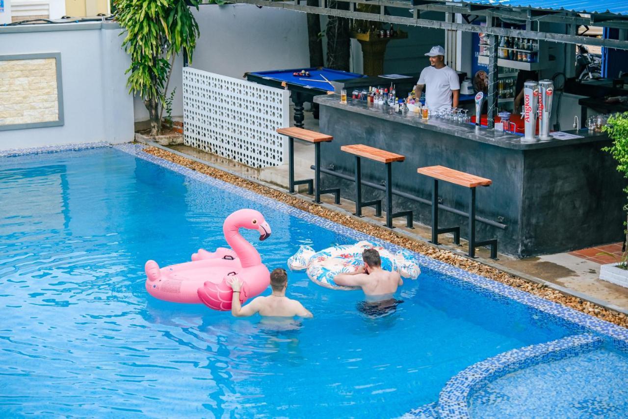 Queentown Hostel Сием Реап Екстериор снимка